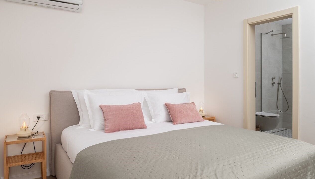 Photo of Bedroom in Seline