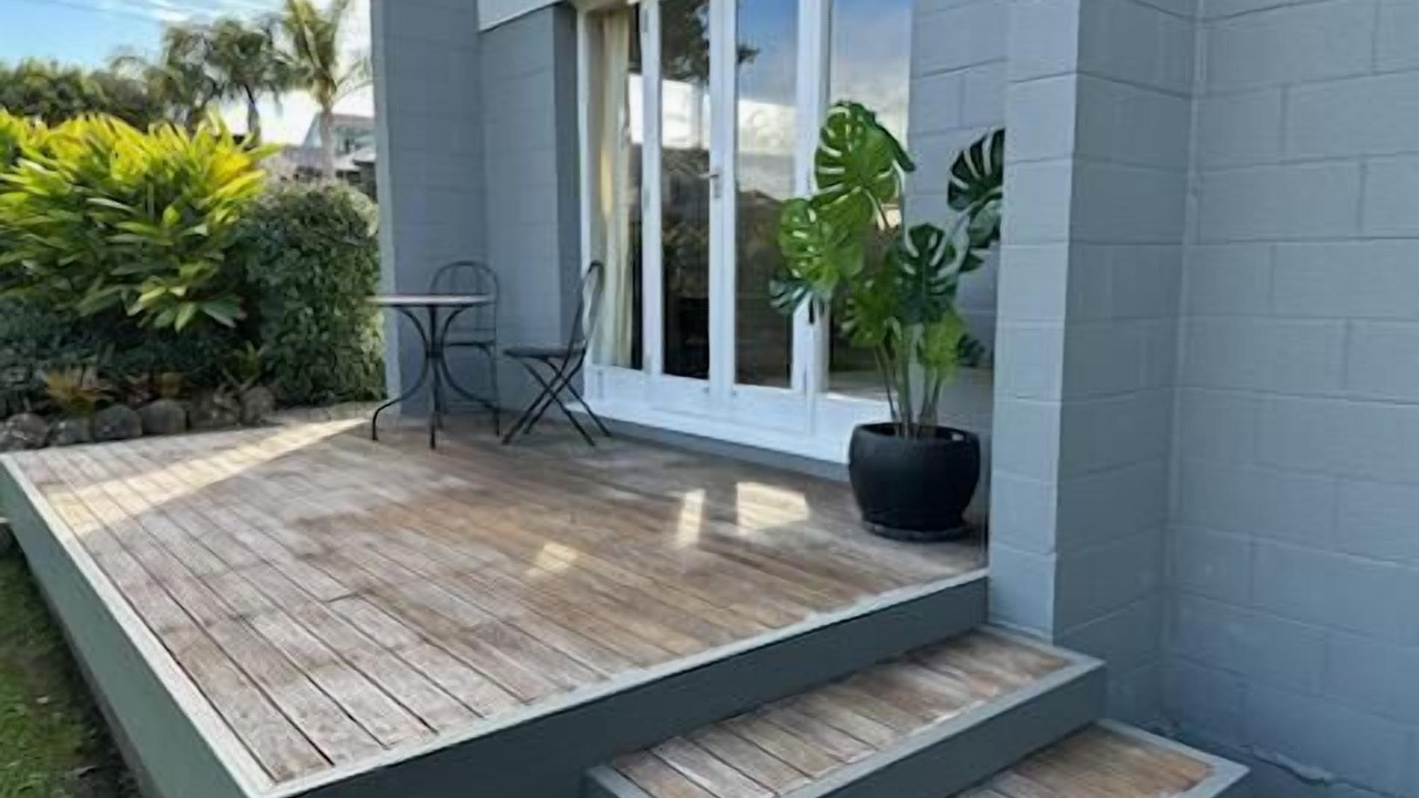 Photo of Patio Balcony in Narrow Neck