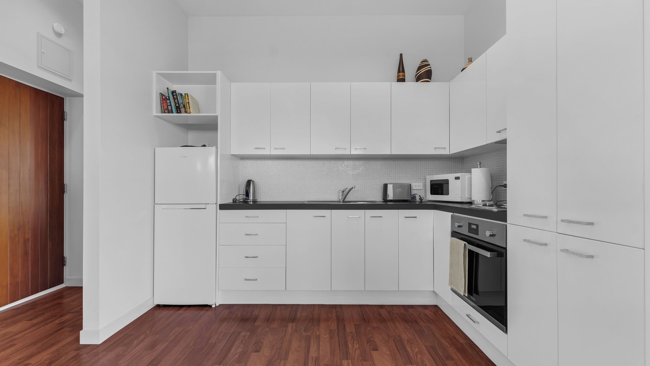 Photo of Others in Narrow Neck