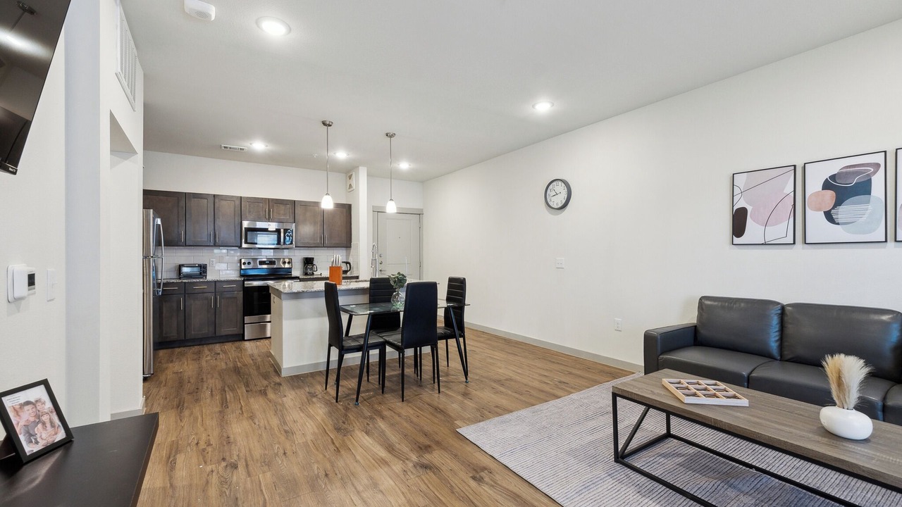 Photo of Livingroom in Cleburne