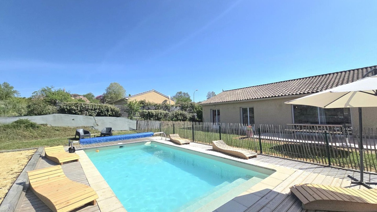 Photo of Outdoor in Sainte-Sabine-Born