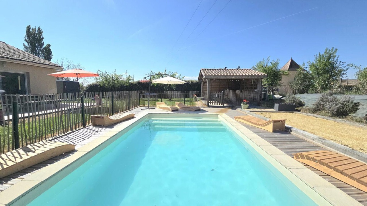 Photo of Outdoor in Sainte-Sabine-Born