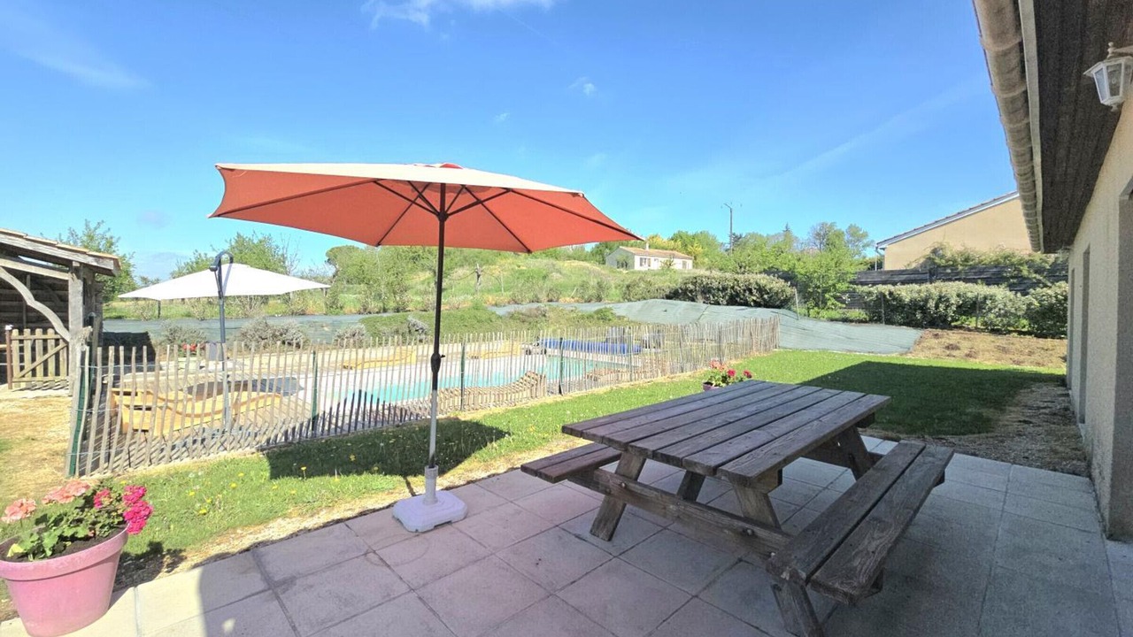 Photo of Outdoor in Sainte-Sabine-Born