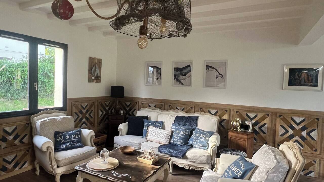 Photo of Livingroom in Saint-Laurent-sur-Mer