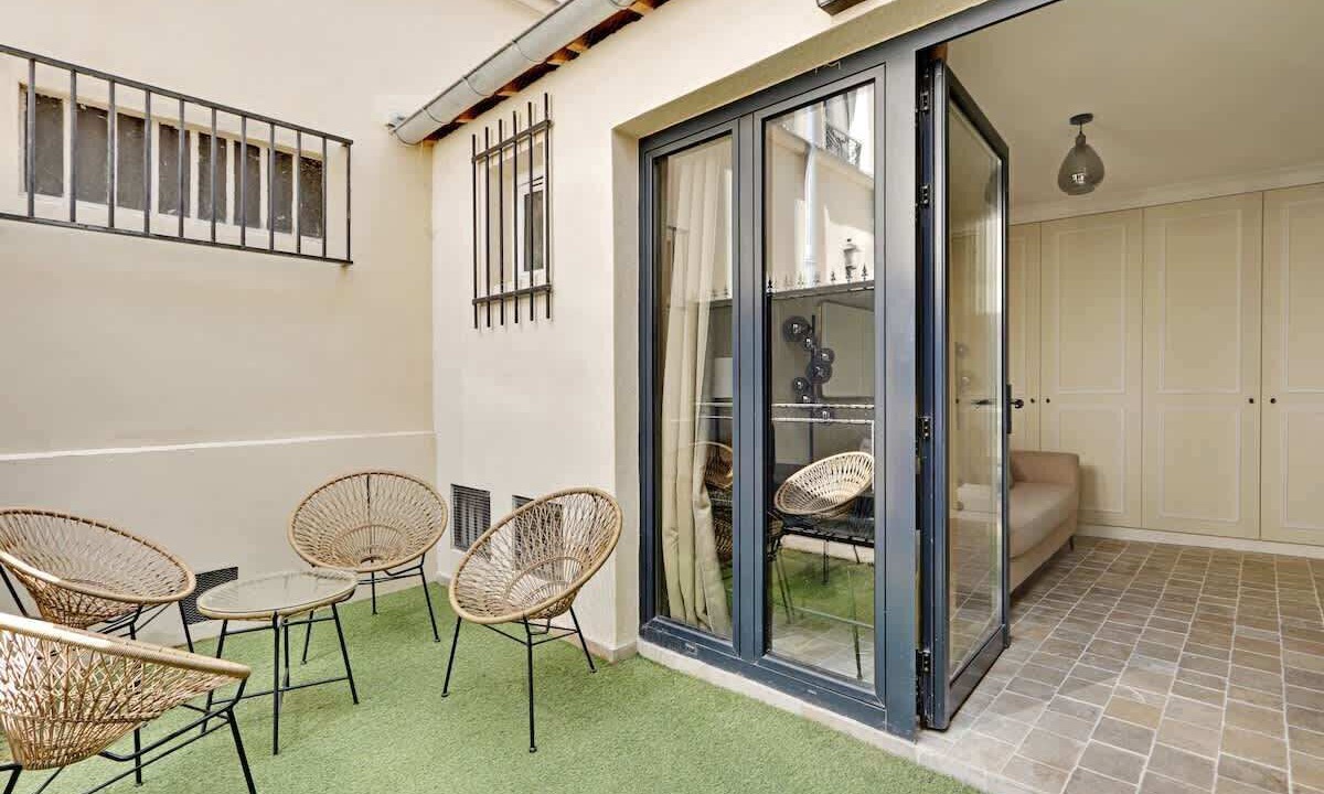 Photo of Patio Balcony in Montmartre
