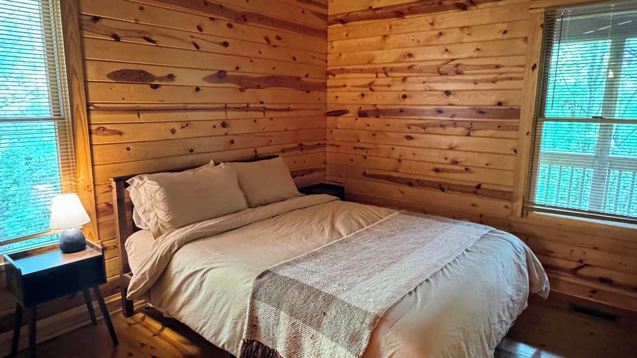 Photo of Bedroom in Cleveland