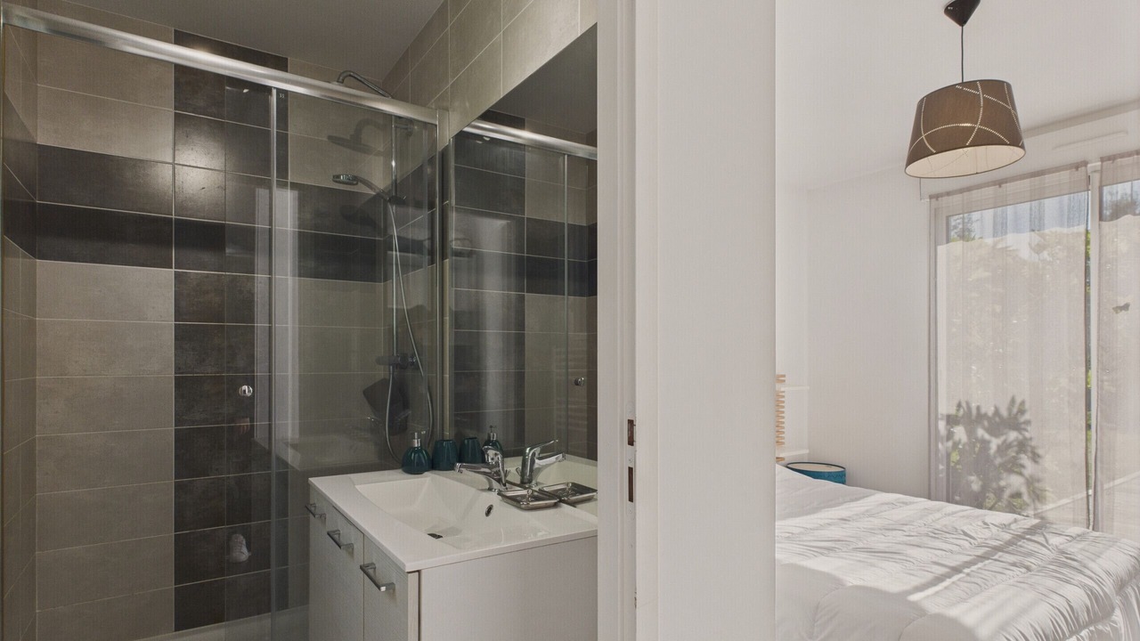 Photo of Bathroom in Saint-Vincent-sur-Jard