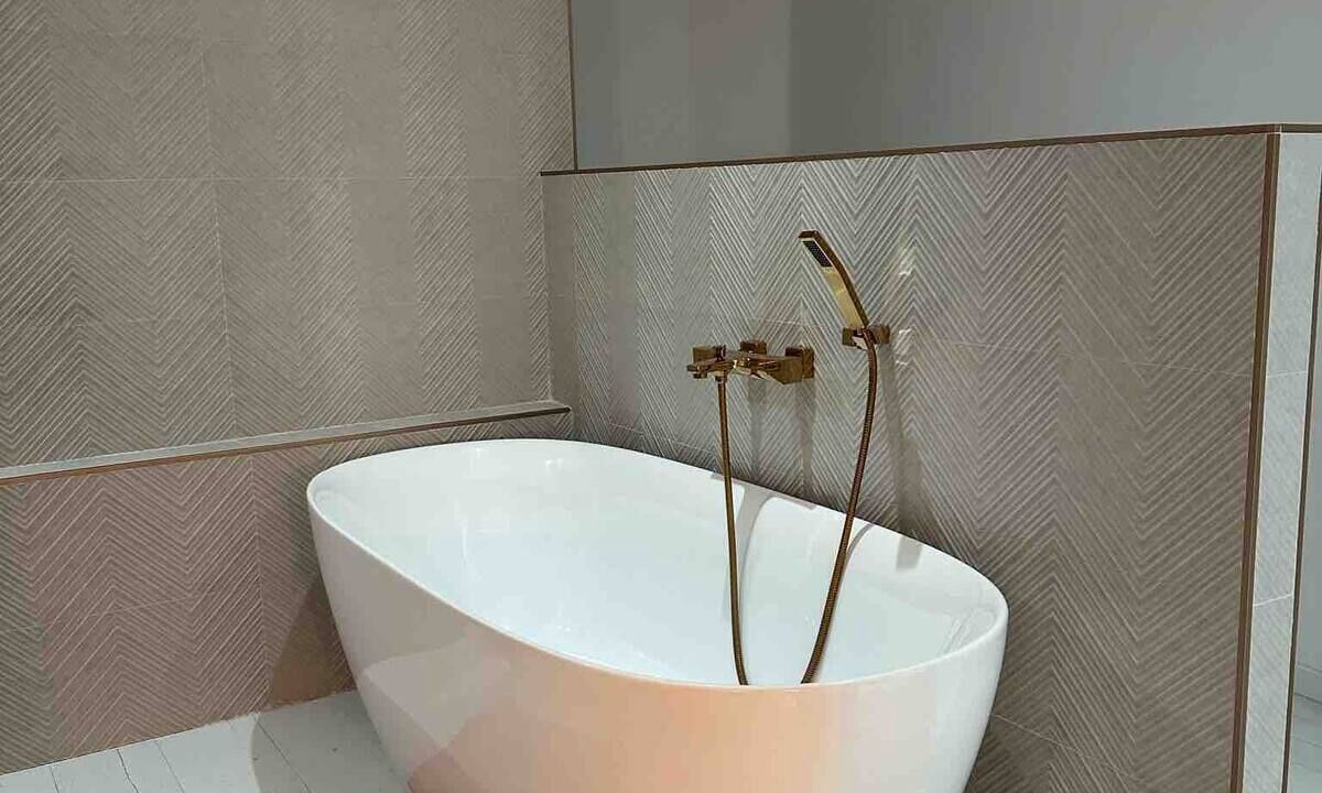 Photo of Bathroom in Tavel