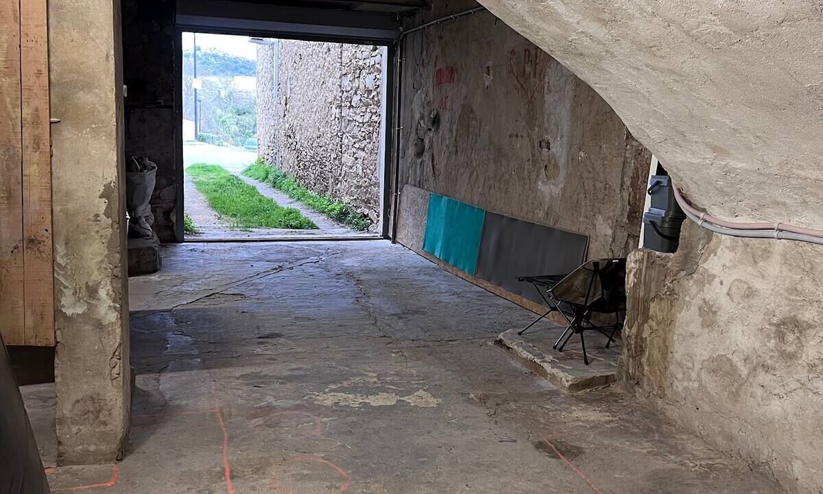 Photo of Outdoor in Tavel