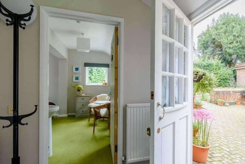 Photo of Bathroom in Dormansland