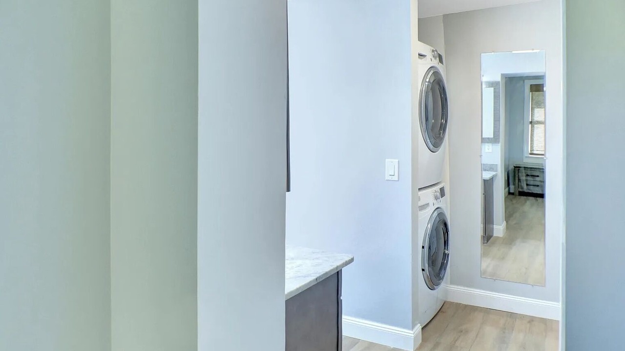 Photo of Others in Elizabeth Mcbrides Raulersons