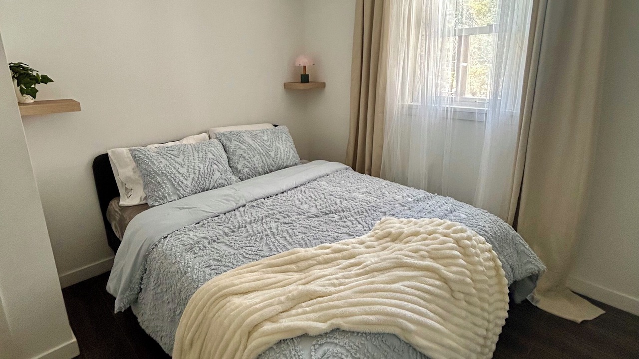 Photo of Bedroom in Innisfil