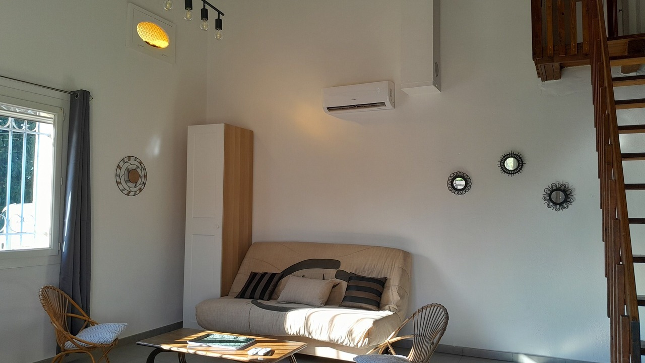 Photo of Livingroom in Eyragues