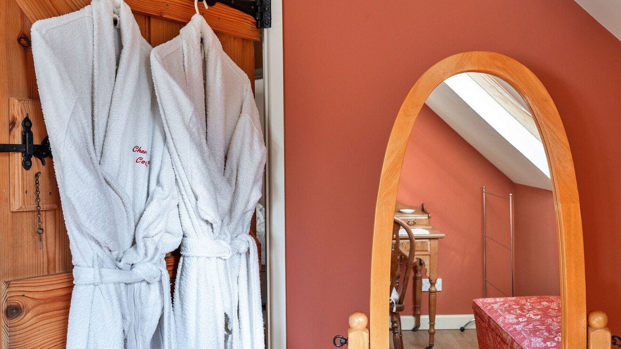 Photo of Bedroom in Bovey Tracey