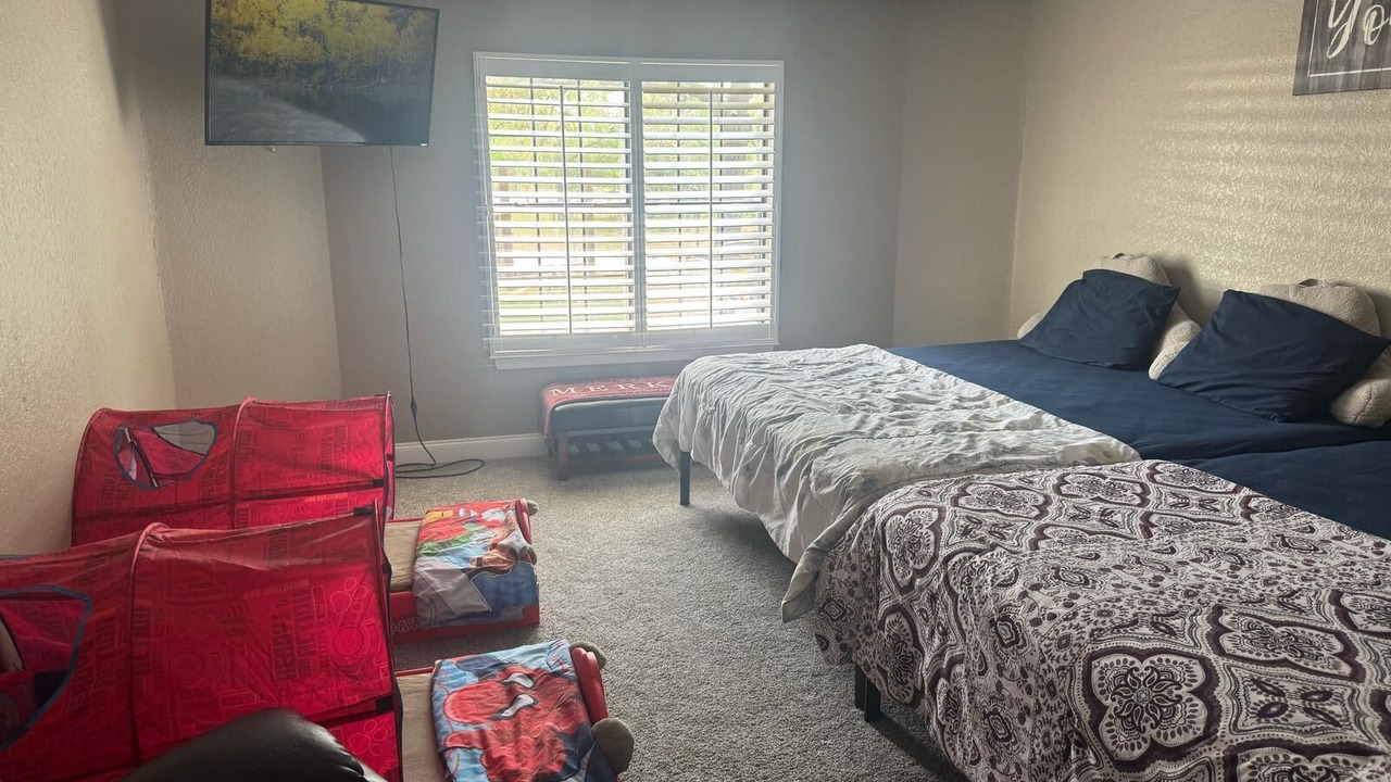 Photo of Bedroom in Adkins