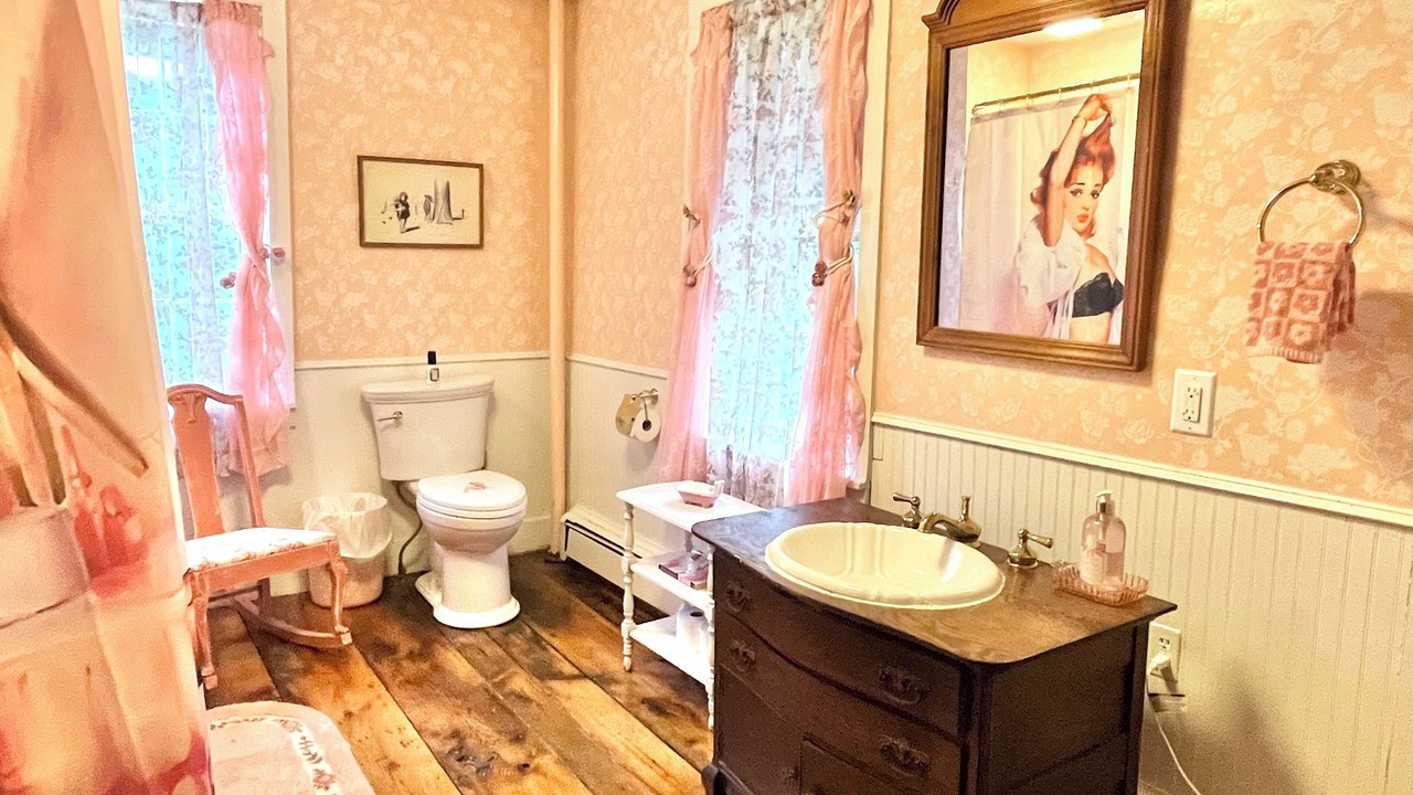 Photo of Bathroom in Hanover