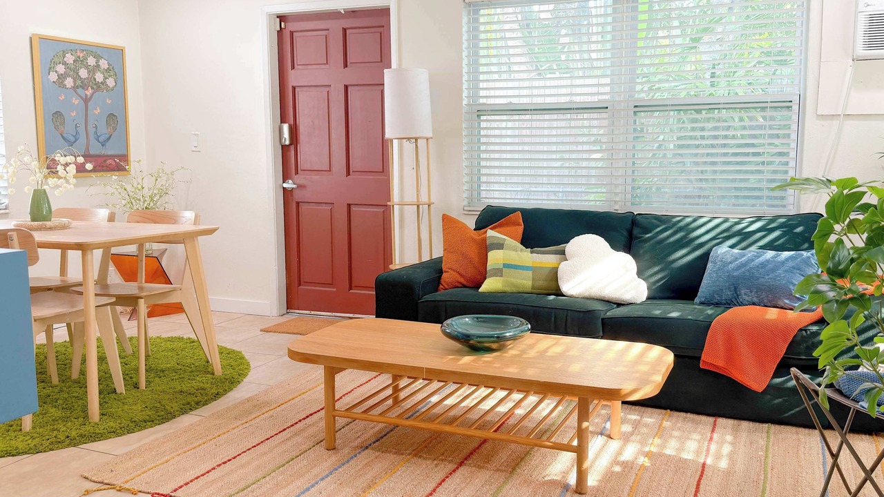 Photo of Livingroom in Lake Ridge
