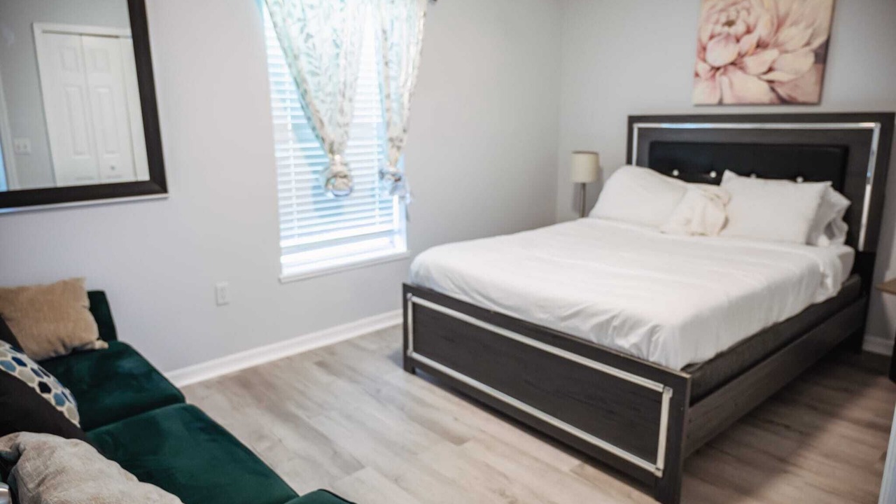 Photo of Bedroom in Biscayne