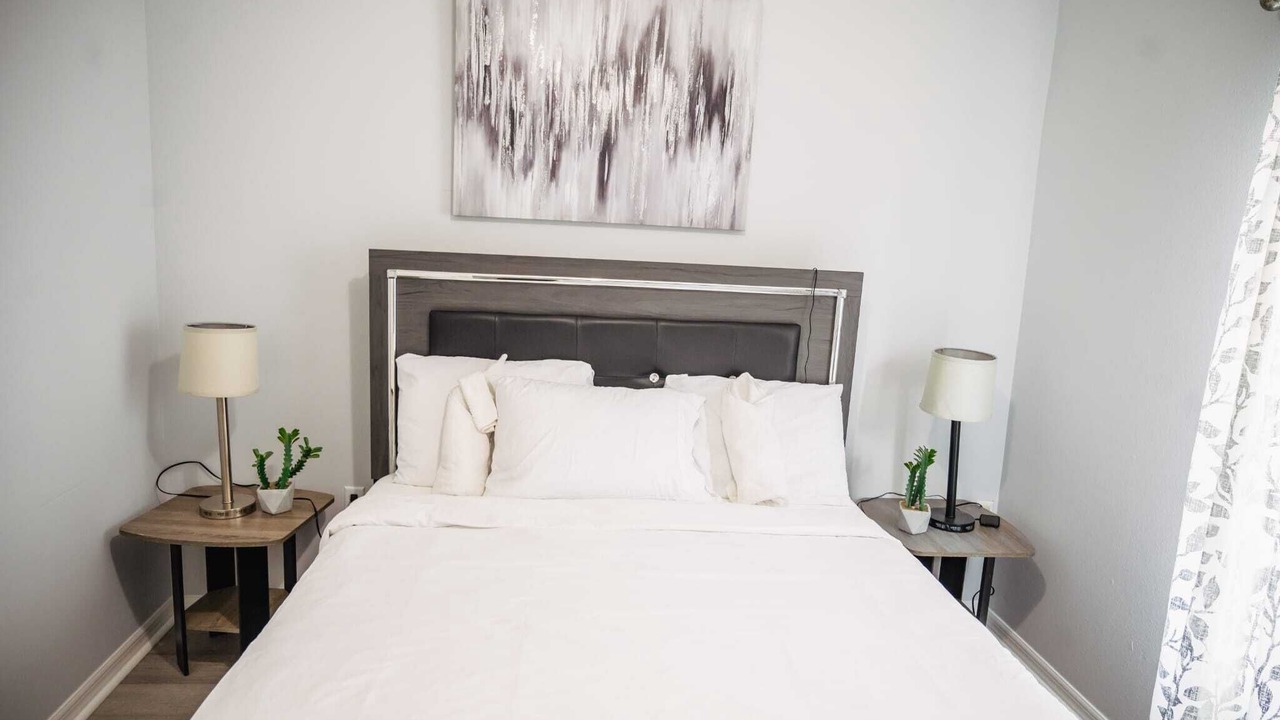 Photo of Bedroom in Biscayne