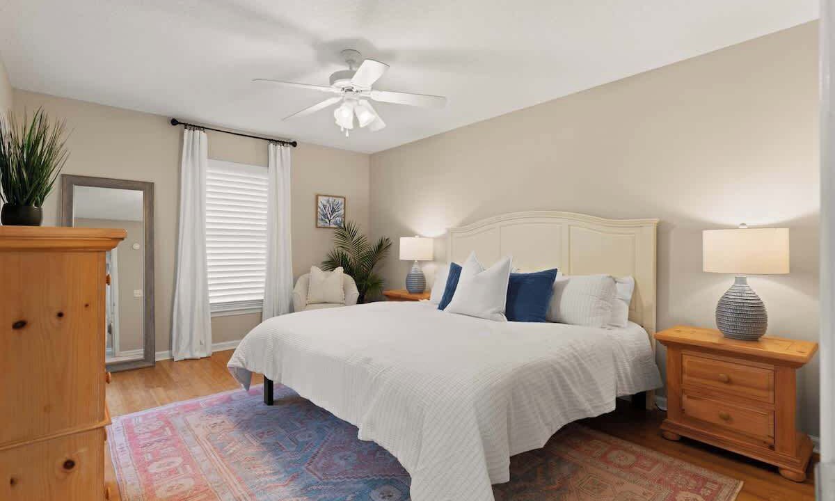 Photo of Bedroom in Demere Park