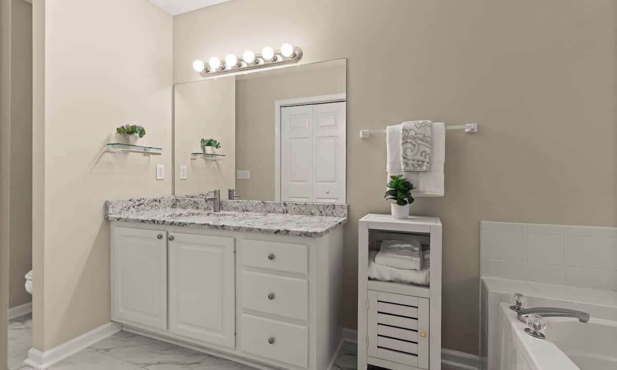 Photo of Bathroom in Demere Park