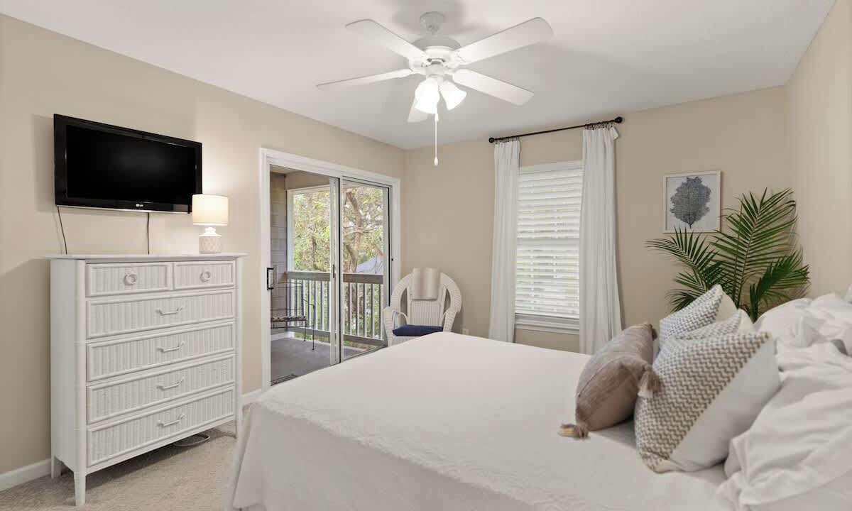 Photo of Bedroom in Demere Park