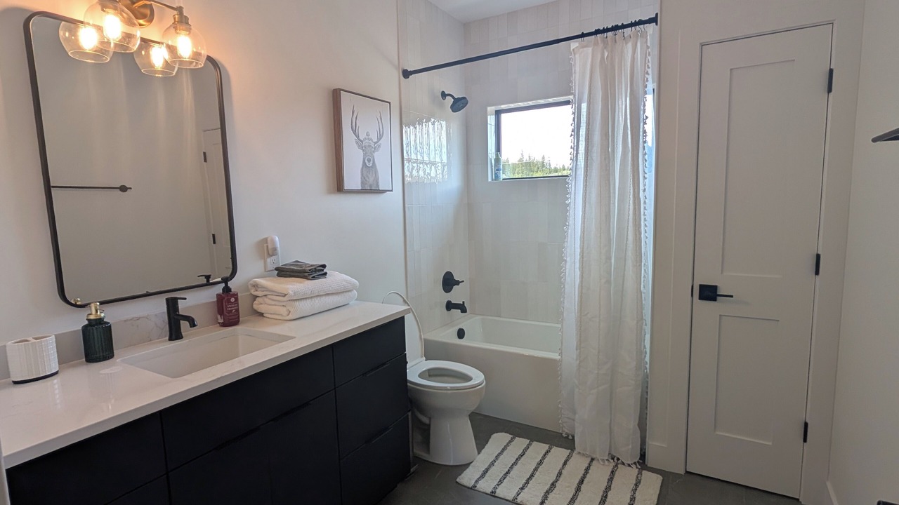 Photo of Bathroom in Fraser
