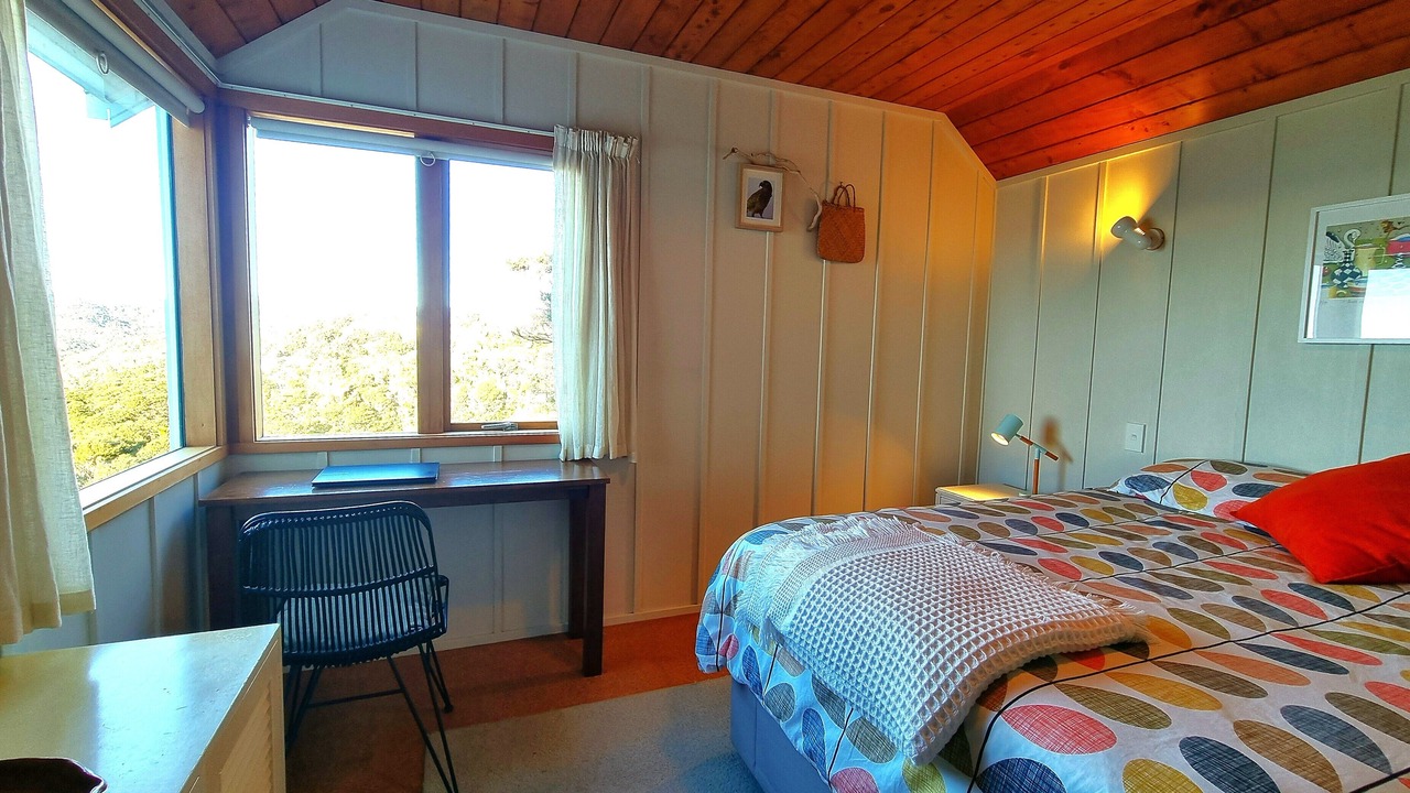 Photo of Bedroom in Tuateawa
