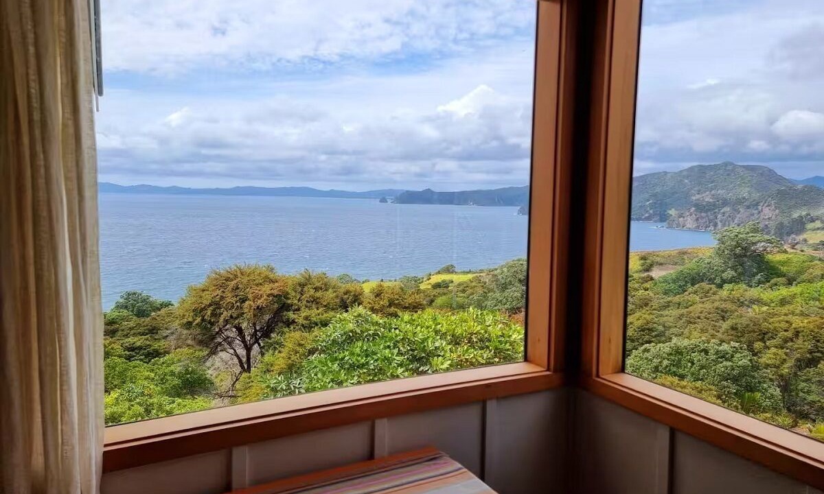 Photo of Others in Tuateawa