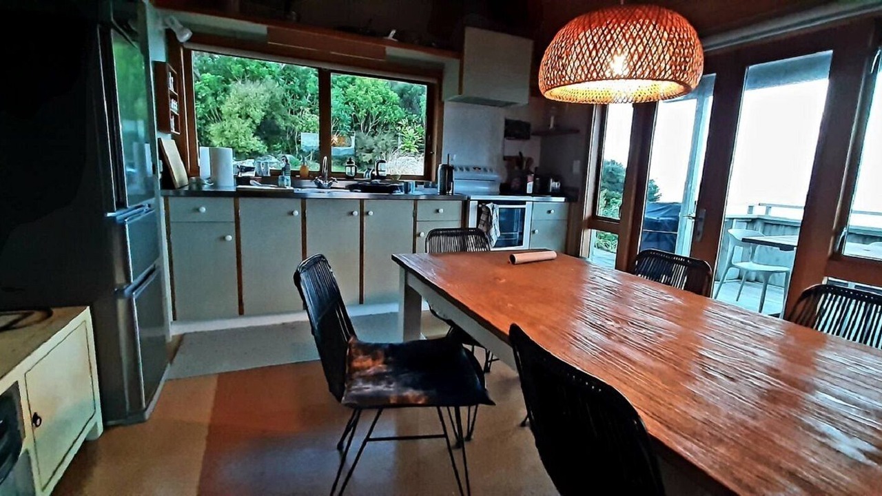 Photo of Kitchen in Tuateawa