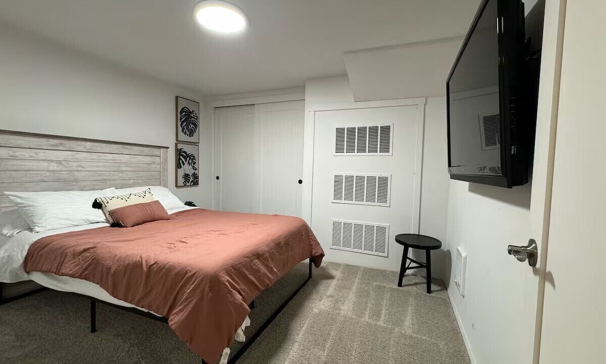 Photo of Bedroom in SeaTac