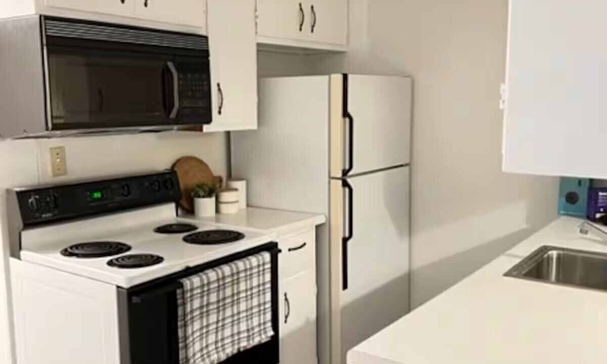 Photo of Kitchen in SeaTac