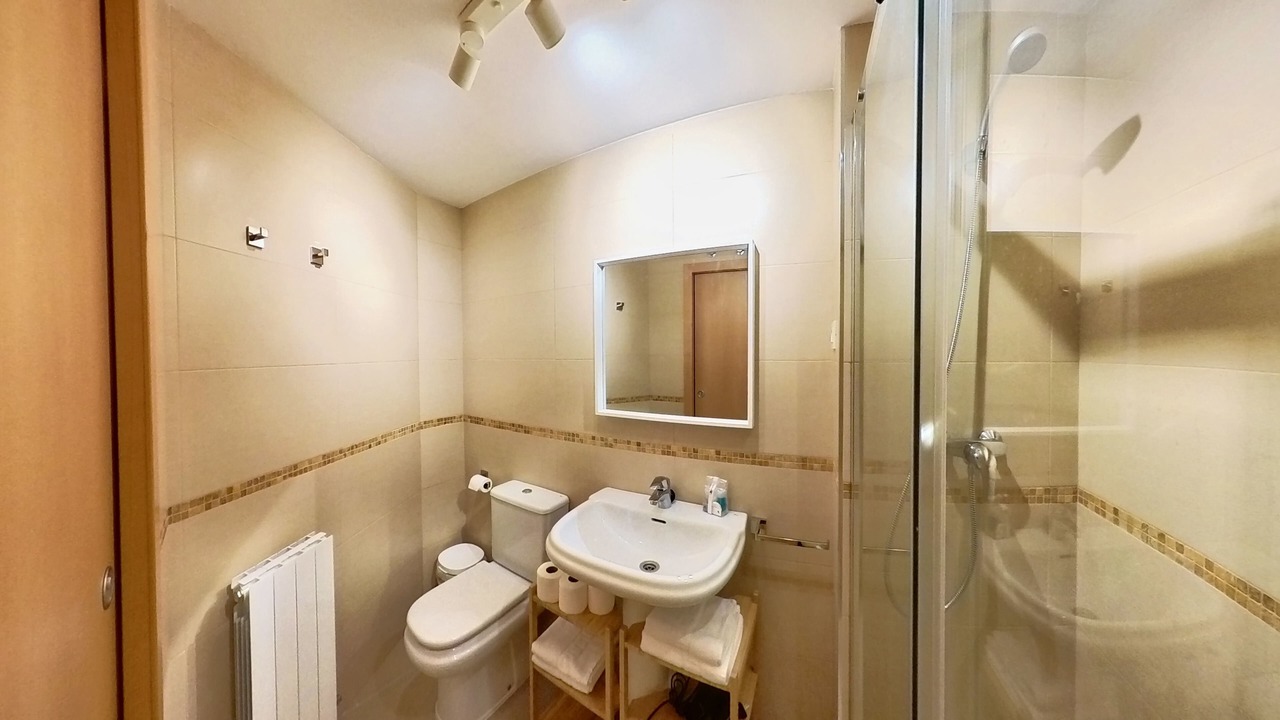 Photo of Bathroom in Escarrilla