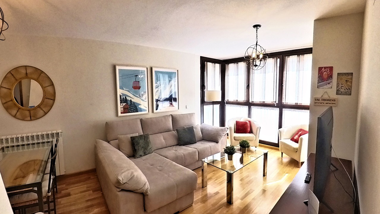 Photo of Livingroom in Escarrilla