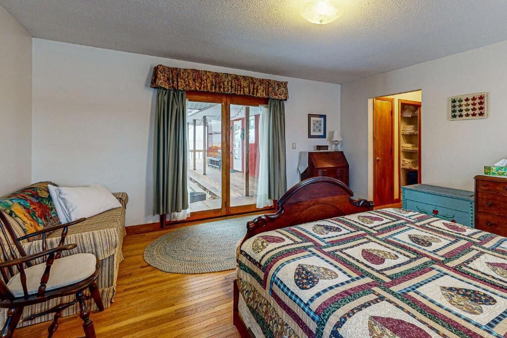Photo of Bedroom in South Hero