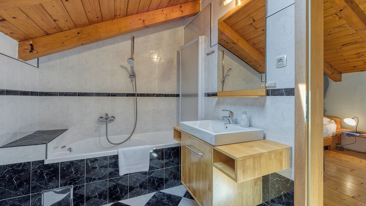 Photo of Bathroom in Pinezici
