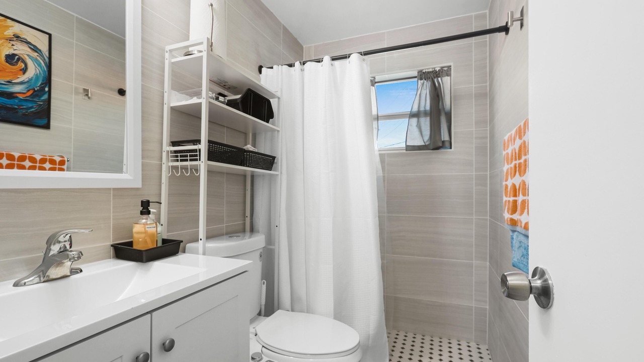 Photo of Bathroom in Lauderhill