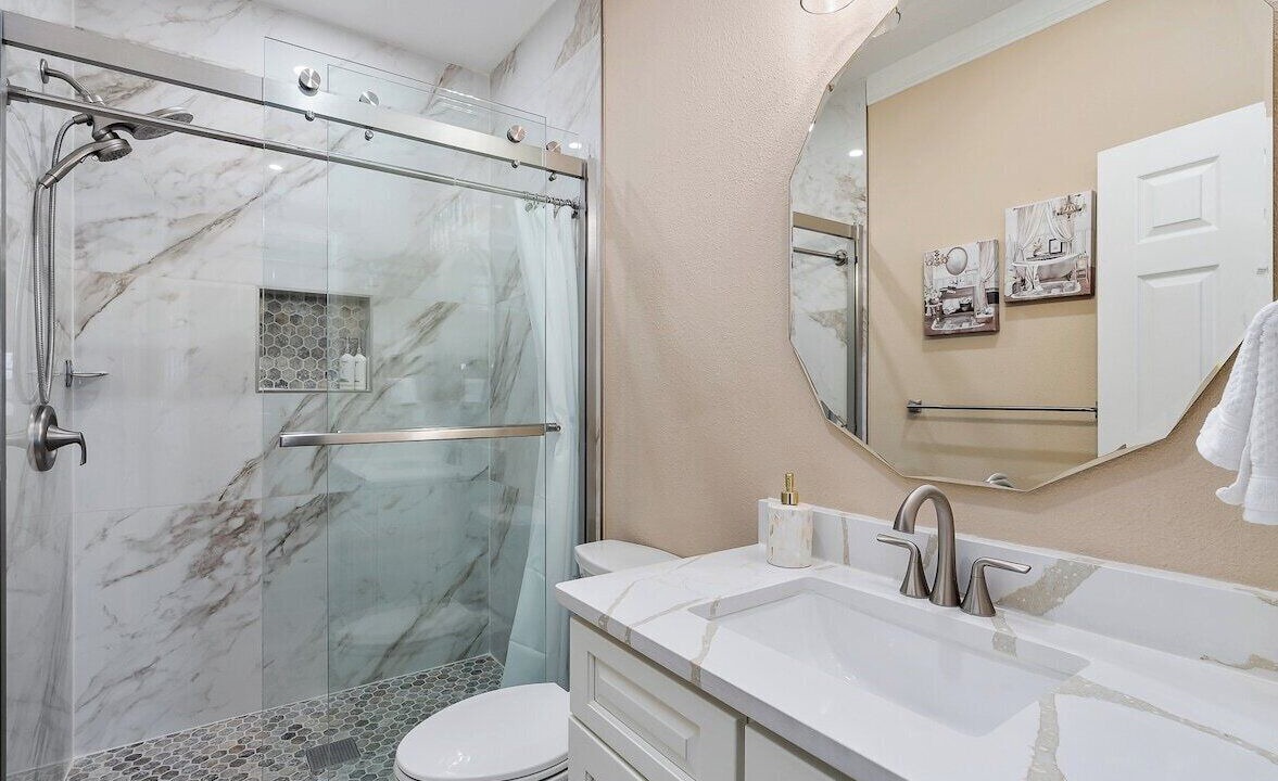 Photo of Bathroom in Six Mile