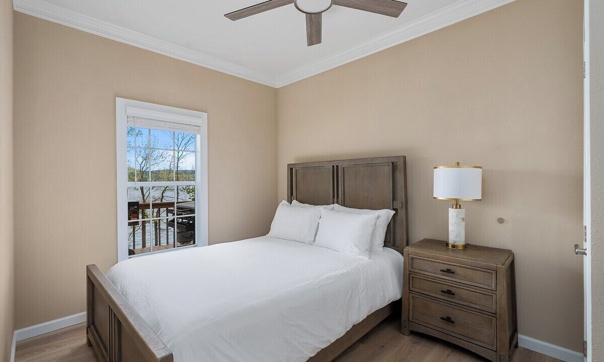 Photo of Bedroom in Six Mile