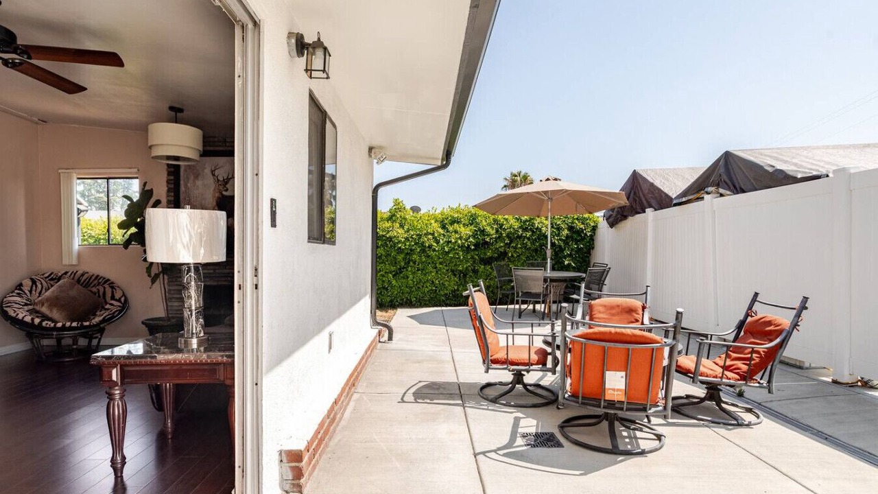 Photo of Outdoor in Burbank