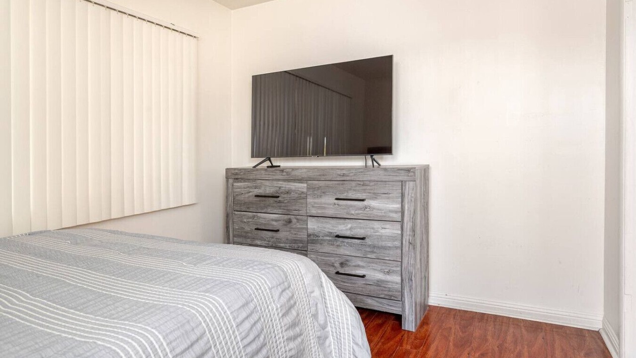 Photo of Bedroom in Burbank