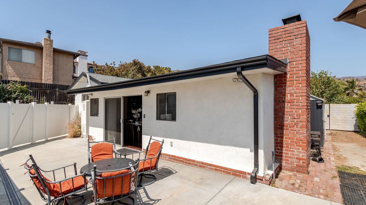 Photo of Outdoor in Burbank