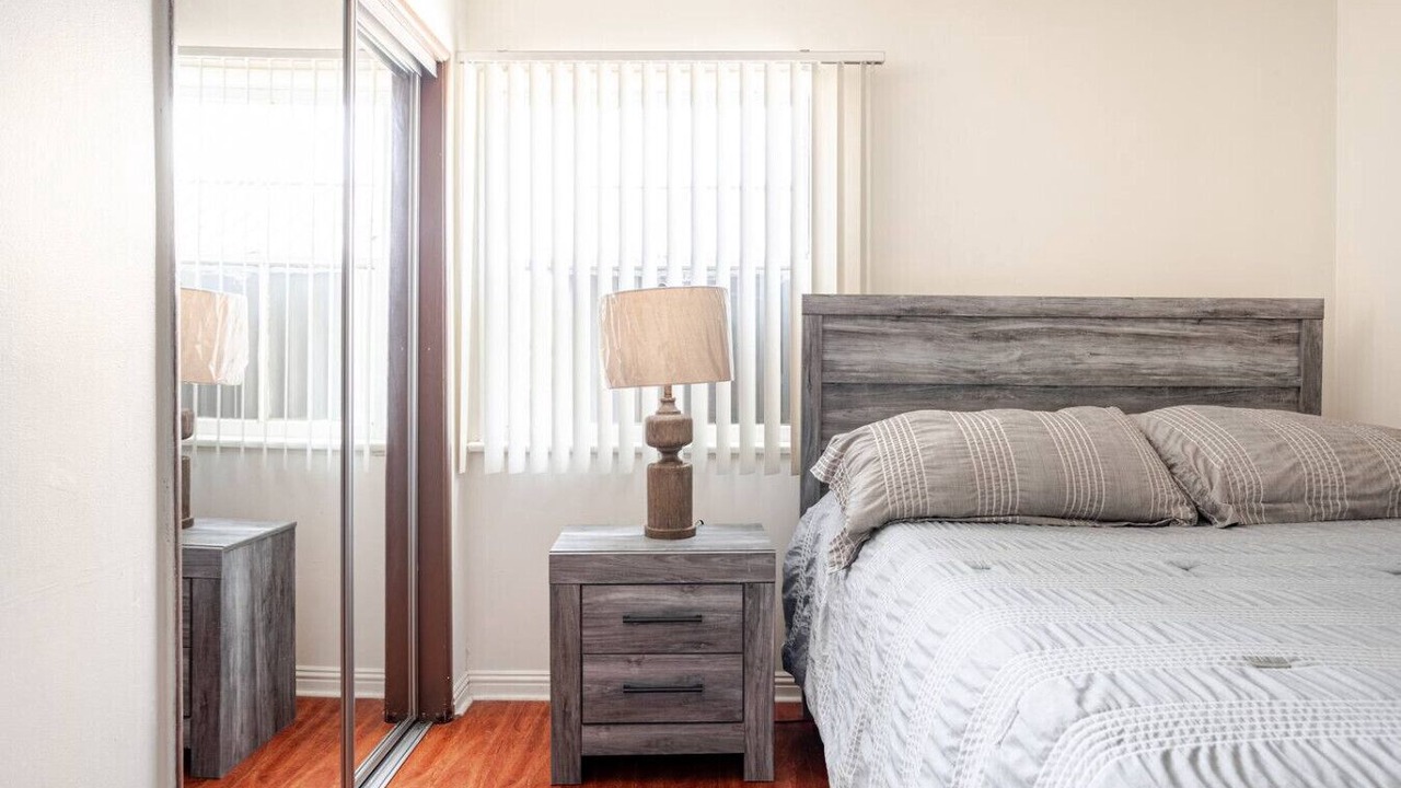 Photo of Bedroom in Burbank