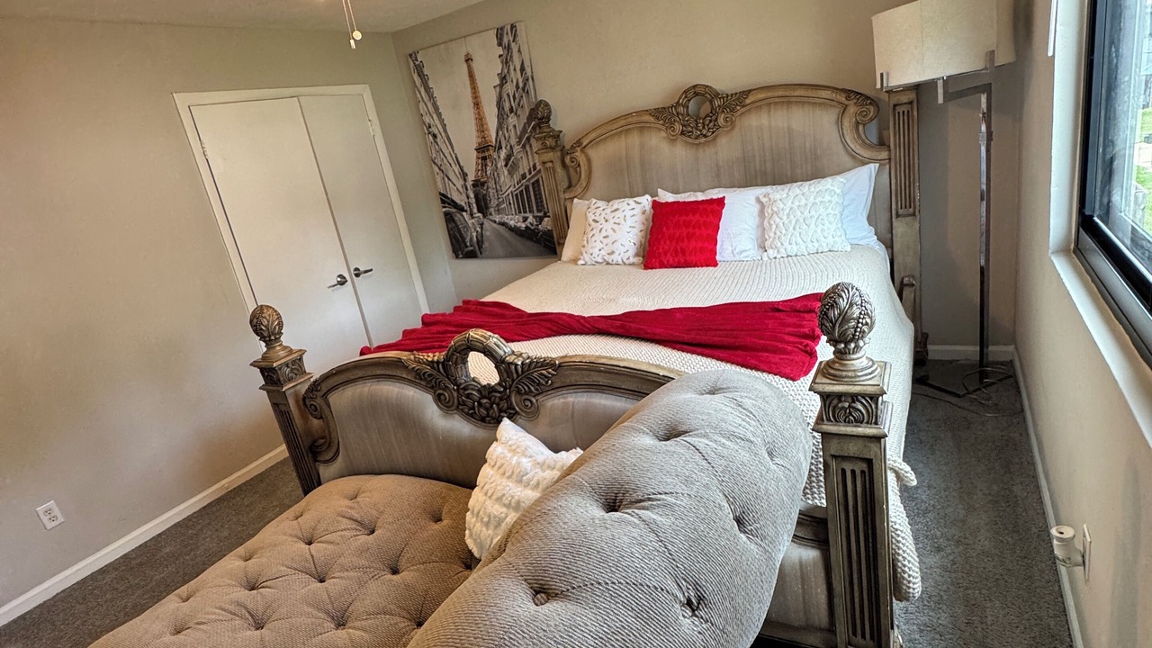 Photo of Bedroom in College Park