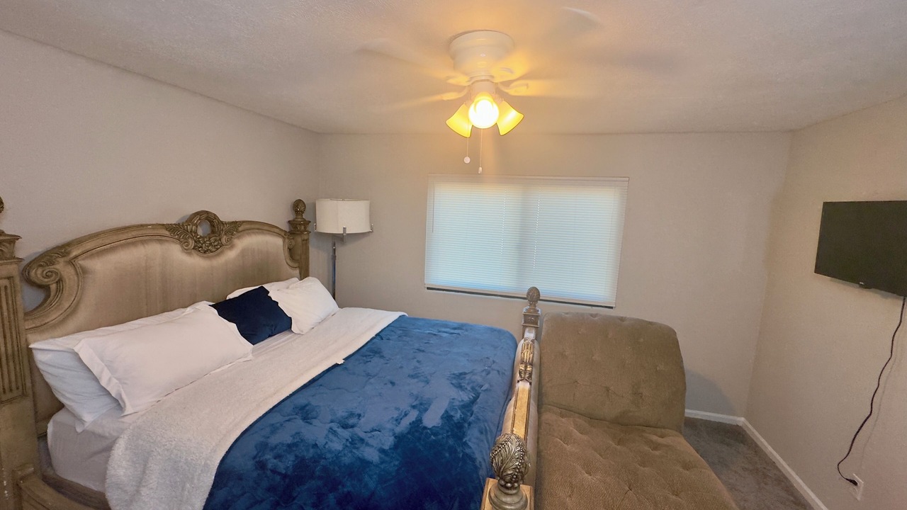 Photo of Bedroom in College Park