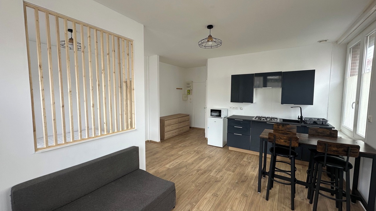 Photo of Others in Calais