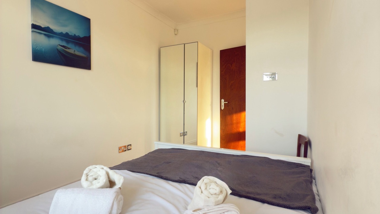 Photo of Bedroom in Edgware