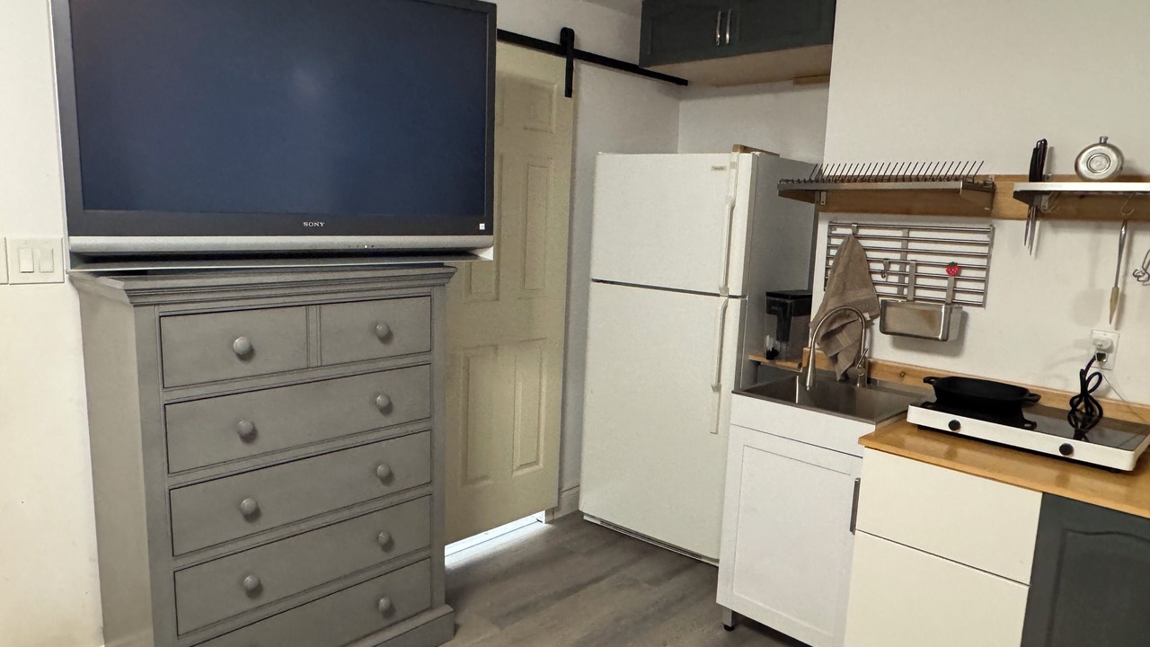 Photo of Kitchen in Vanier