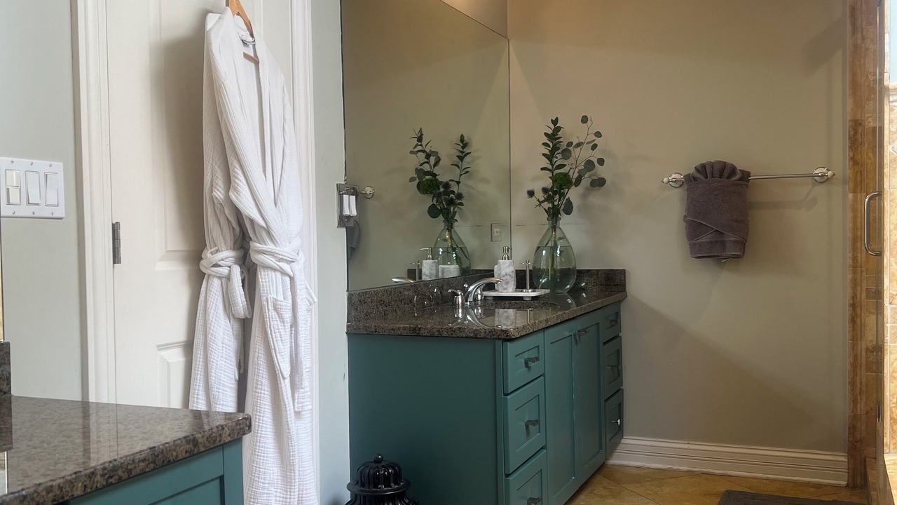 Photo of Bathroom in West Town