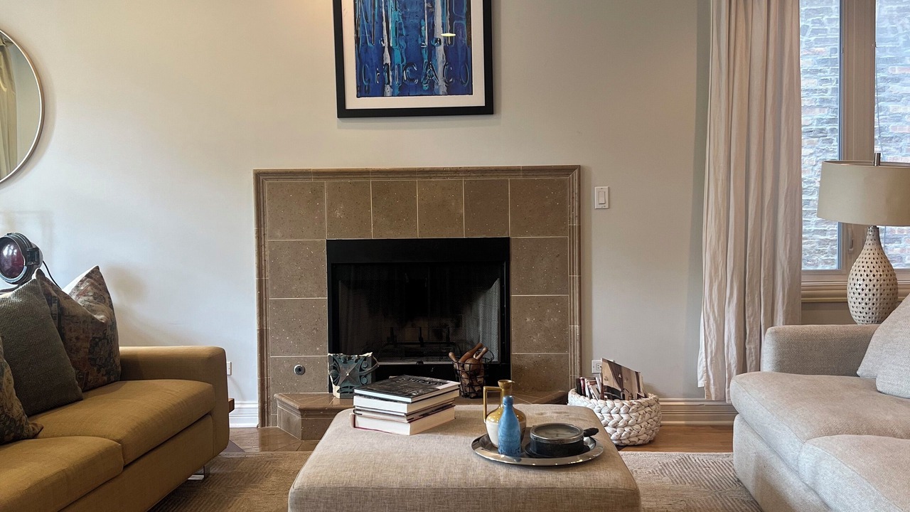 Photo of Livingroom in West Town
